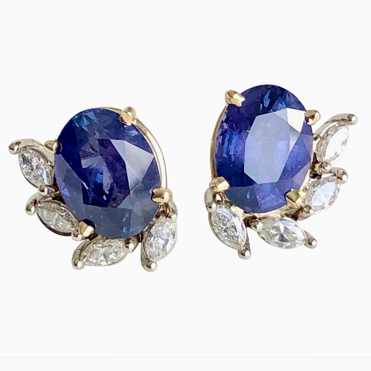 11.69 Carats Natural Untreated Color-Change Sapphire and Diamond Earrings
