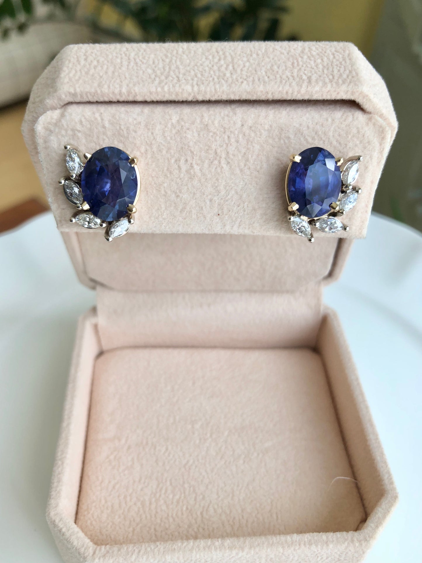 11.69 Carats Natural Untreated Color-Change Sapphire and Diamond Earrings