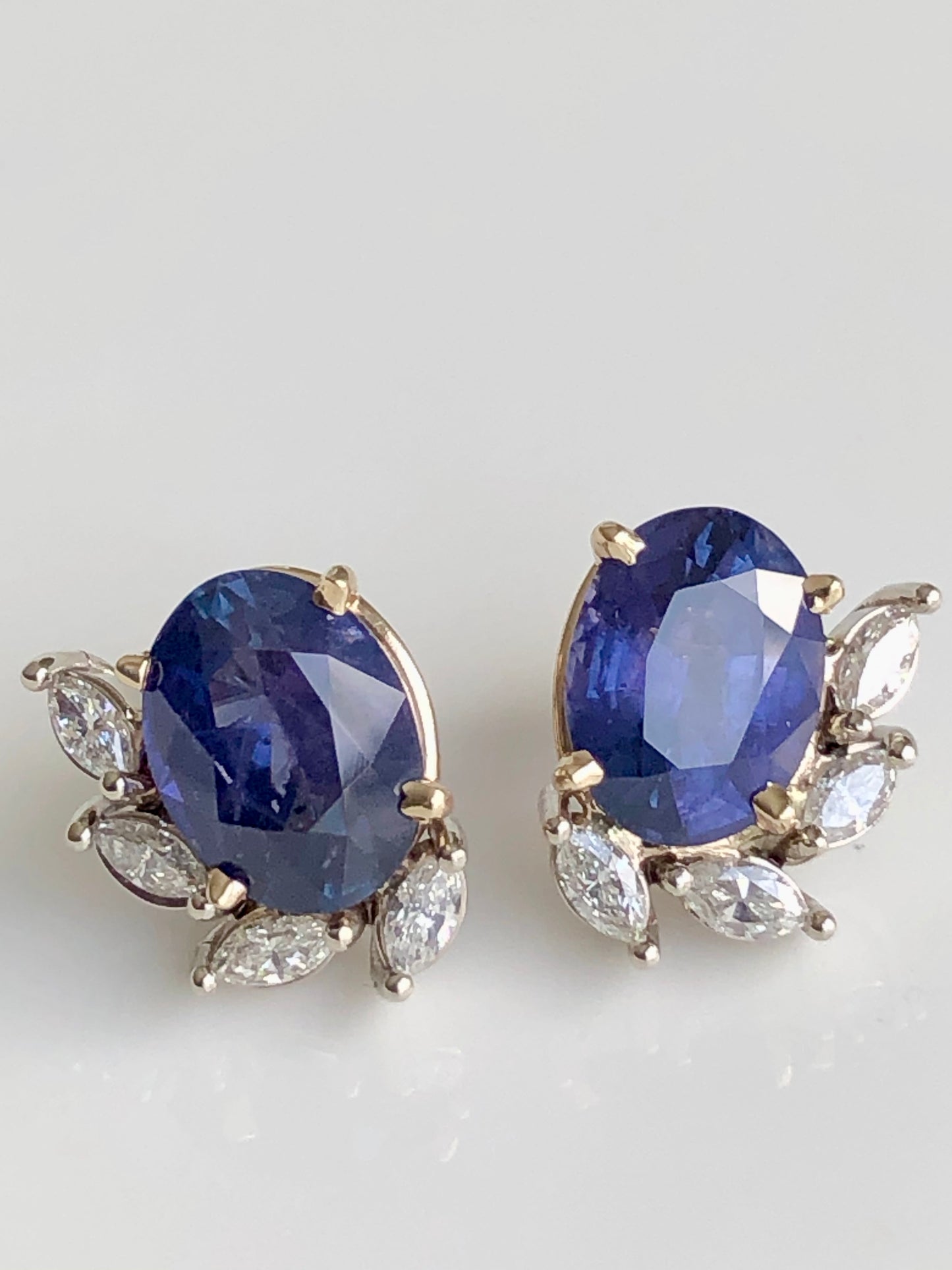 11.69 Carats Natural Untreated Color-Change Sapphire and Diamond Earrings