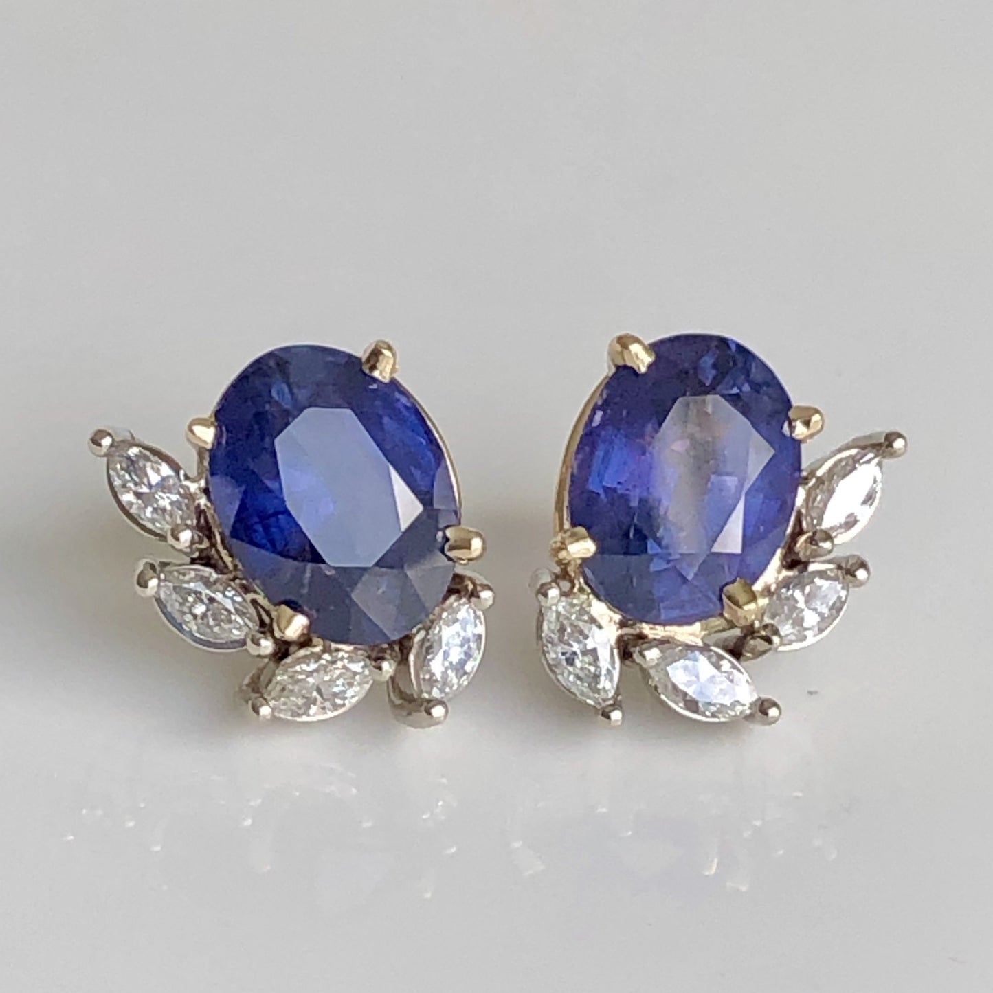 11.69 Carats Natural Untreated Color-Change Sapphire and Diamond Earrings